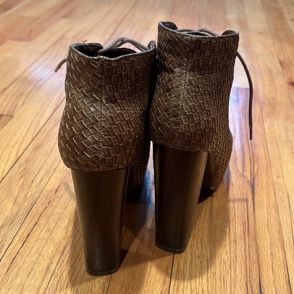 Brown booties - Picture 4 of 4